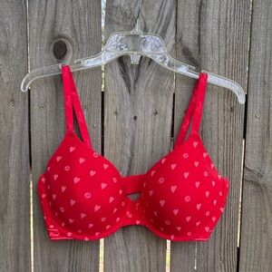 PINK Victoria's Secret Red Heart Print Bra ❤️